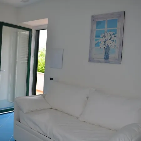 Il Vetraio לינה וארוחת בוקר רבאלו