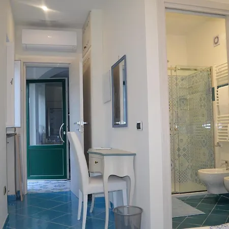 לינה וארוחת בוקר Il Vetraio רבאלו