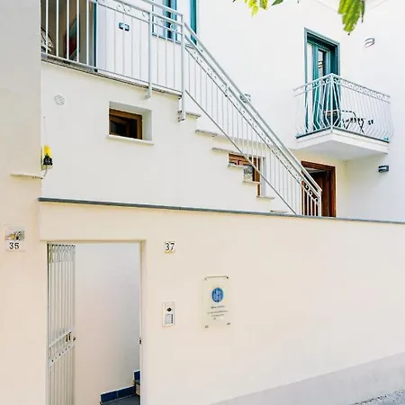 לינה וארוחת בוקר Il Vetraio רבאלו